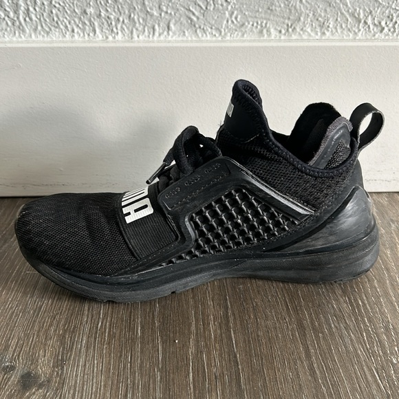 PUMA Ignite Sneakers - Size 6.5 US W - Black - Picture 3 of 3